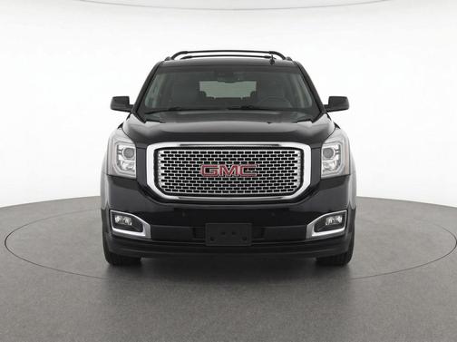 Onyx Black 2017 GMC Yukon XL Denali