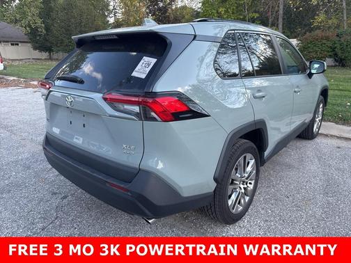 2021 Toyota RAV4 XLE Premium