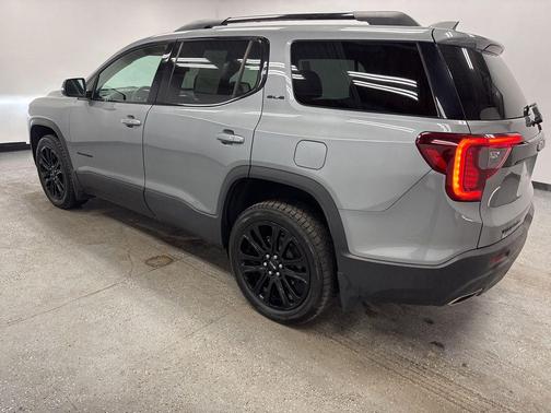 Gray 2023 GMC Acadia SLE