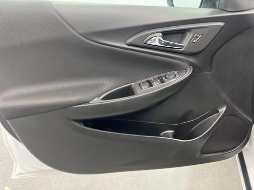 2021 Chevrolet Malibu FWD LT