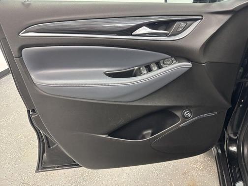 2023 Buick Enclave Essence AWD