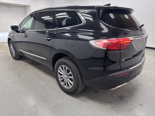 2023 Buick Enclave Essence AWD