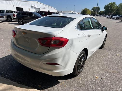 2016 Chevrolet Cruze LT Auto