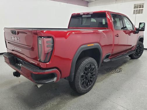 2025 GMC Sierra 2500 AT4