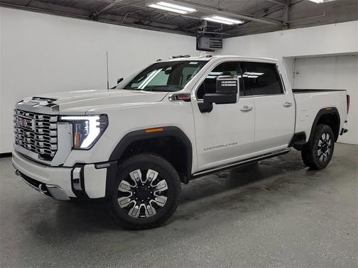 2025 GMC Sierra 3500 Denali