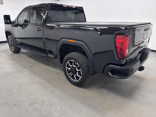 2023 GMC Sierra 2500 AT4