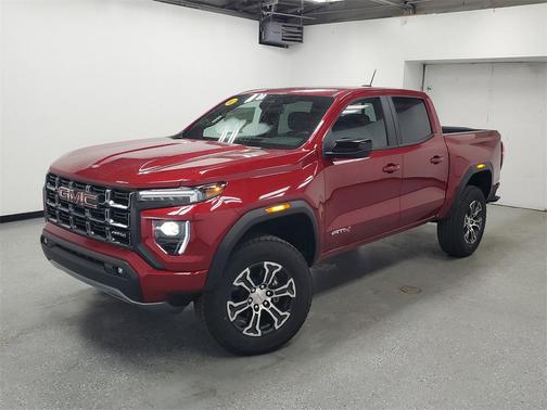 2025 GMC Canyon AT4