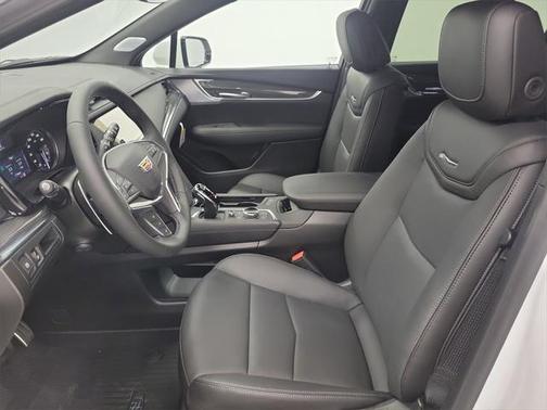 2025 Cadillac XT5 Sport