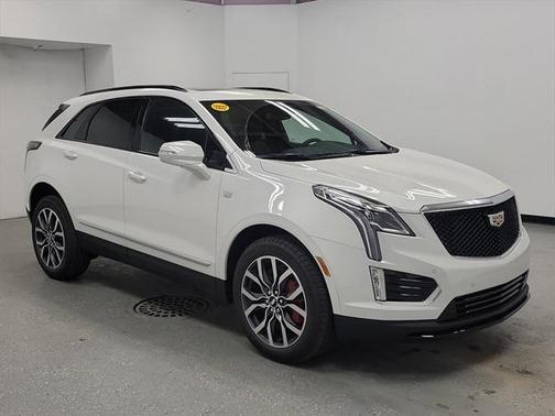 2025 Cadillac XT5 Sport