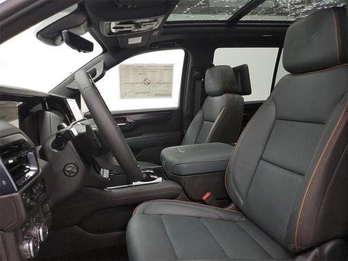 2026 GMC Yukon 4WD AT4
