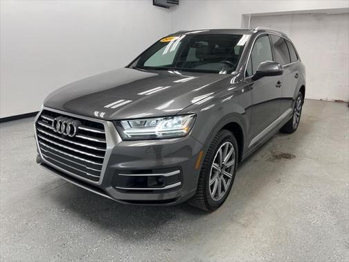 2019 Audi Q7 55 Premium Plus