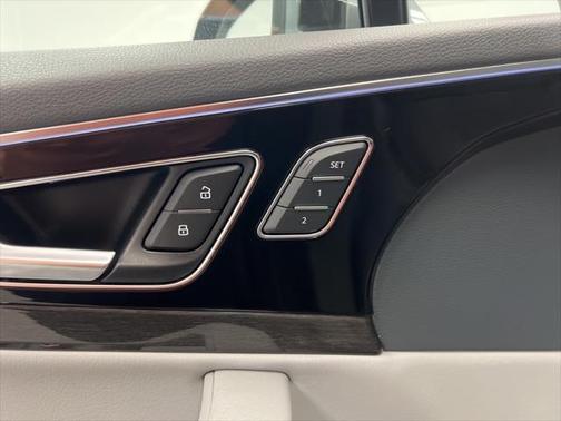 2019 Audi Q7 55 Premium Plus