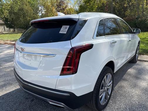 2024 Cadillac XT5 Premium Luxury