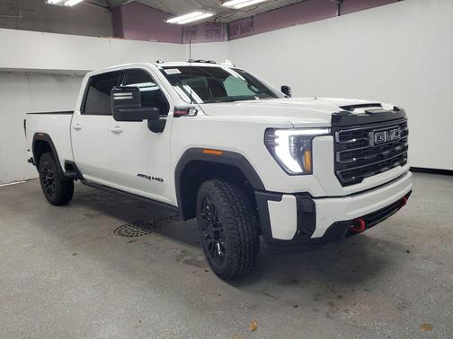 2026 GMC Sierra 2500 AT4