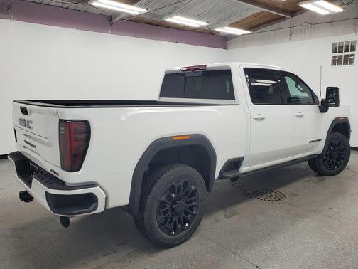 2026 GMC Sierra 2500 AT4