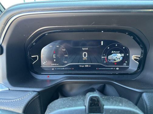 White Frost Tricoat 2023 GMC Yukon XL Denali