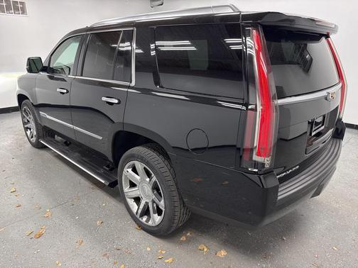 2016 Cadillac Escalade Premium