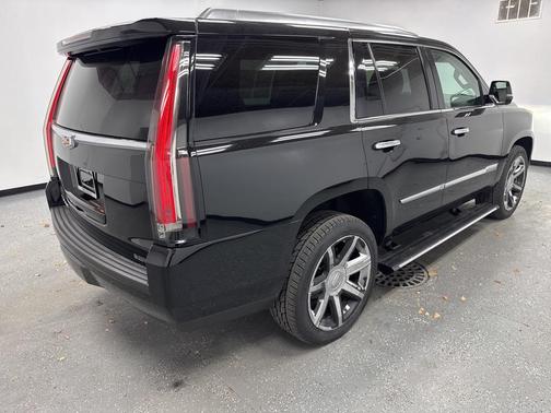 2016 Cadillac Escalade Premium