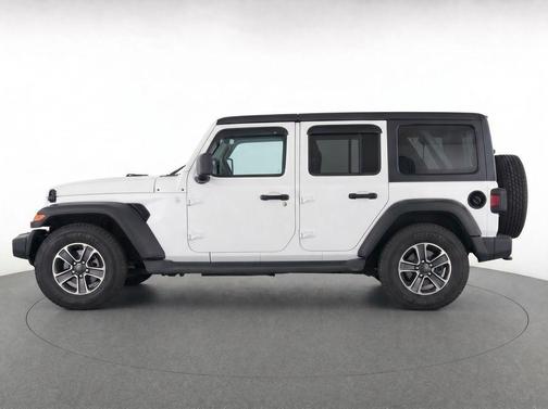 Bright White Clearcoat 2019 Jeep Wrangler Unlimited Sahara