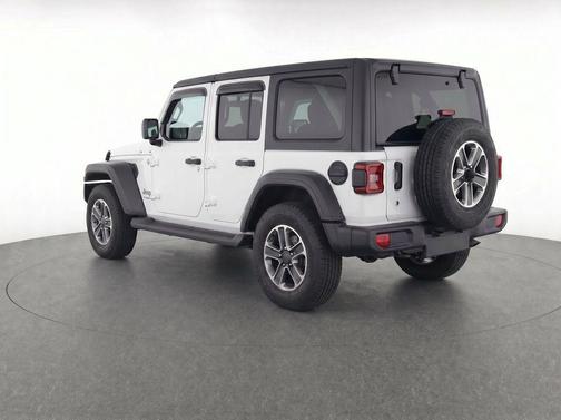 Bright White Clearcoat 2019 Jeep Wrangler Unlimited Sahara