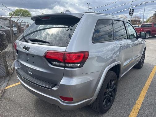 Billet Silver Metallic Clearcoat 2018 Jeep Grand Cherokee Altitude