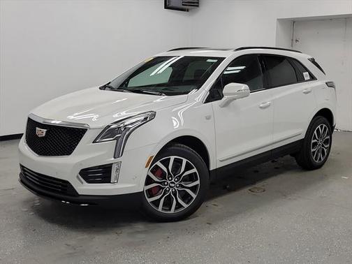 2025 Cadillac XT5 Sport