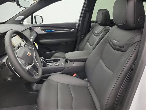 2025 Cadillac XT5 Sport