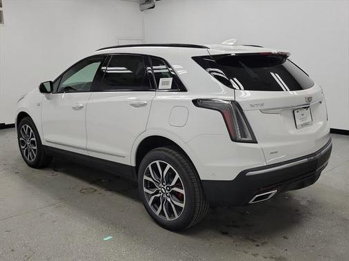 2025 Cadillac XT5 Sport