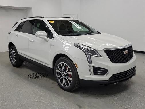 2025 Cadillac XT5 Sport