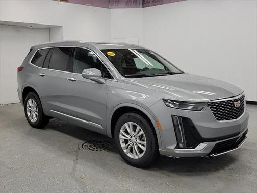 2025 Cadillac XT6 Luxury AWD