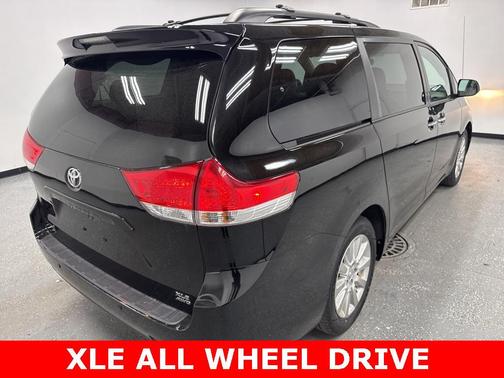 2014 Toyota Sienna XLE