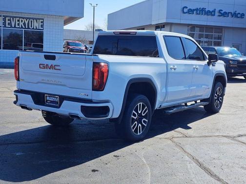 Summit White 2023 GMC Sierra 1500 AT4