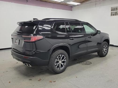 2025 GMC Acadia AWD AT4