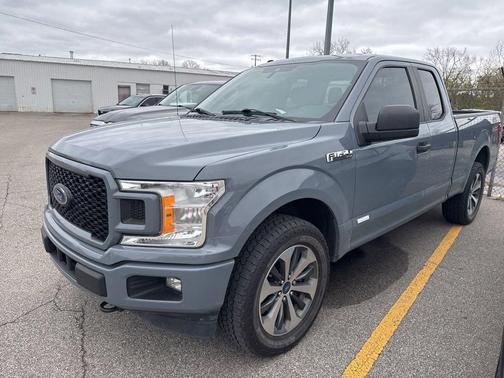Gray Metallic 2019 Ford F-150 XL