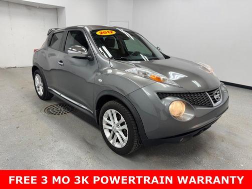 Gun Metallic Pearl Metallic 2012 Nissan Juke SL