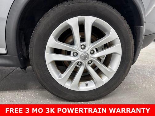Gun Metallic Pearl Metallic 2012 Nissan Juke SL