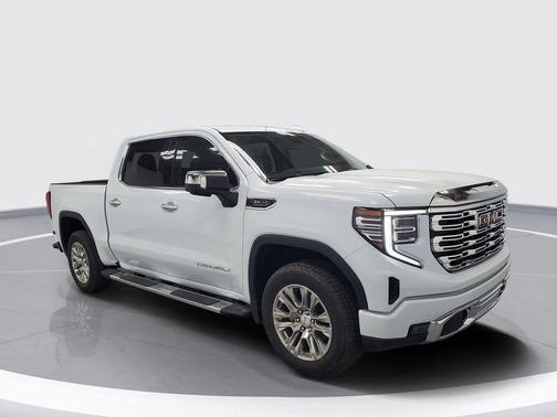Glacier White Tricoat 2026 GMC Sierra 1500 Denali