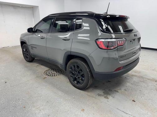 Sting-Gray Clearcoat 2021 Jeep Compass Freedom 4x4