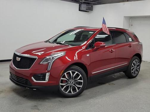 2025 Cadillac XT5 Sport