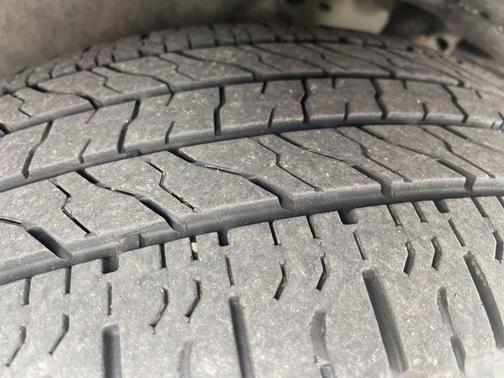 Ebony Twilight Metallic 2023 GMC Terrain AWD AT4