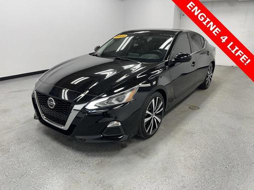2020 Nissan Altima SR FWD