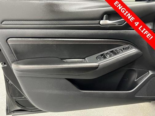 2020 Nissan Altima SR FWD