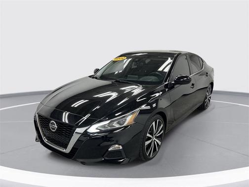 2020 Nissan Altima SR FWD