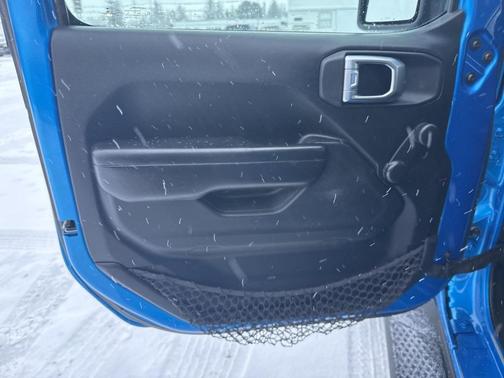 2020 Jeep Gladiator Sport