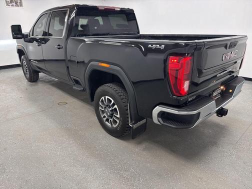 Ebony Twilight Metallic 2022 GMC Sierra 2500 SLE