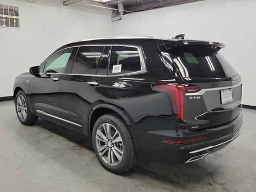 2025 Cadillac XT6 Premium Luxury AWD