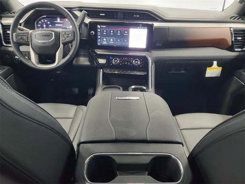 2026 GMC Sierra 3500 Denali
