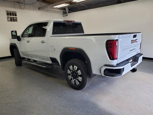 2026 GMC Sierra 3500 Denali
