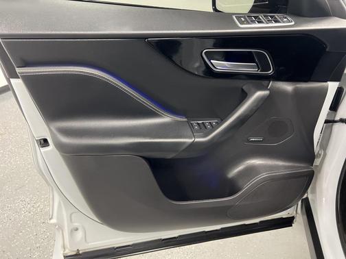 2018 Jaguar F-PACE S