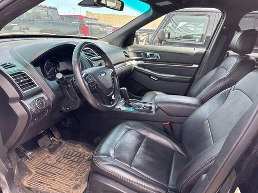 Shadow Black 2017 Ford Explorer Limited